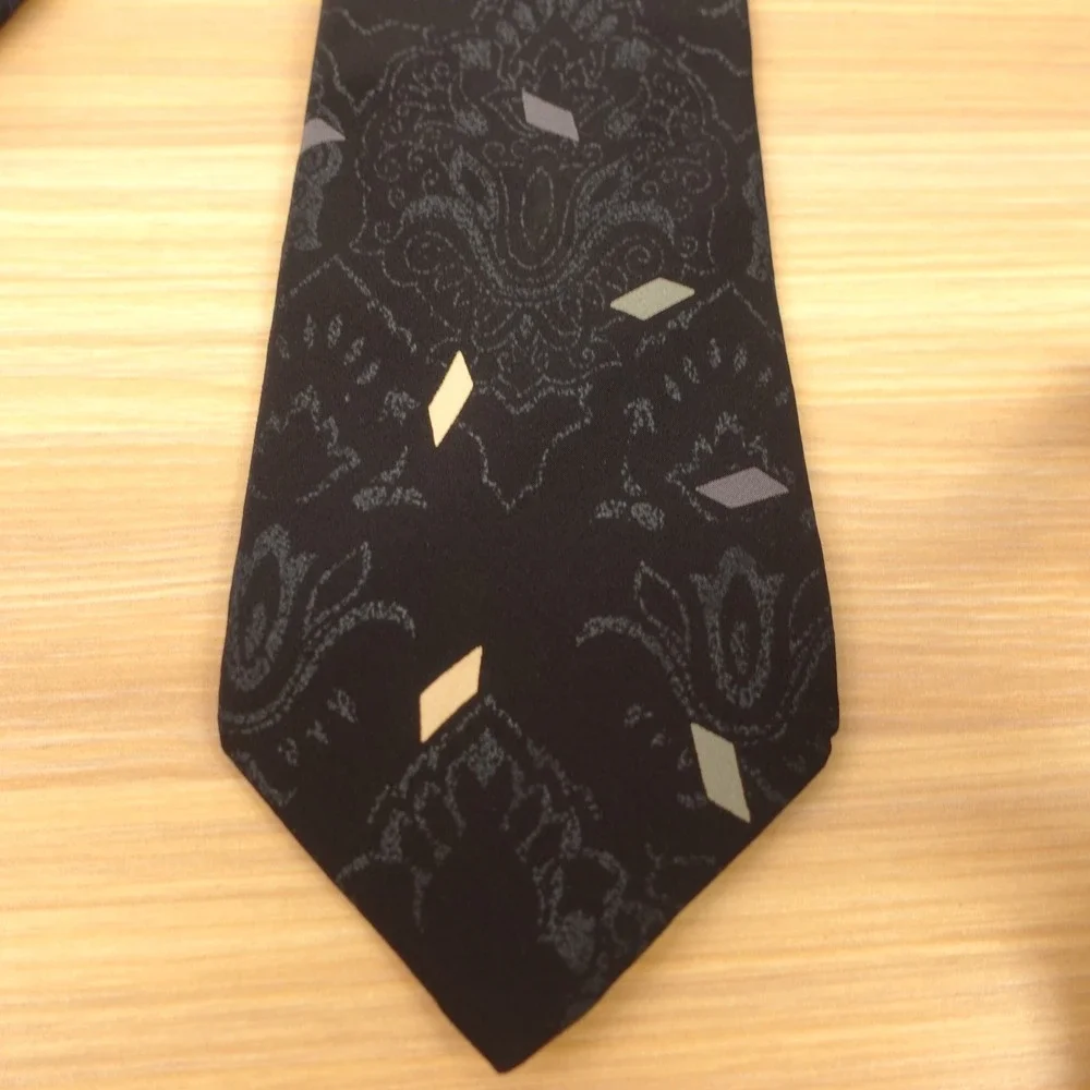 Vintage GUY LAROCHE Tie Mens Black Dark Boho Paisley Damask Italian Luxury